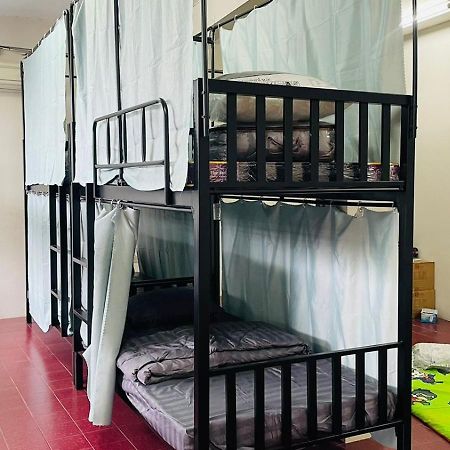 Indian Bites Hostel Chiang Mai Esterno foto
